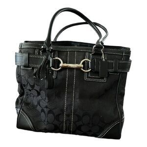 COACH HAMPTON SIGNATURE JACQUARD
SATCHEL